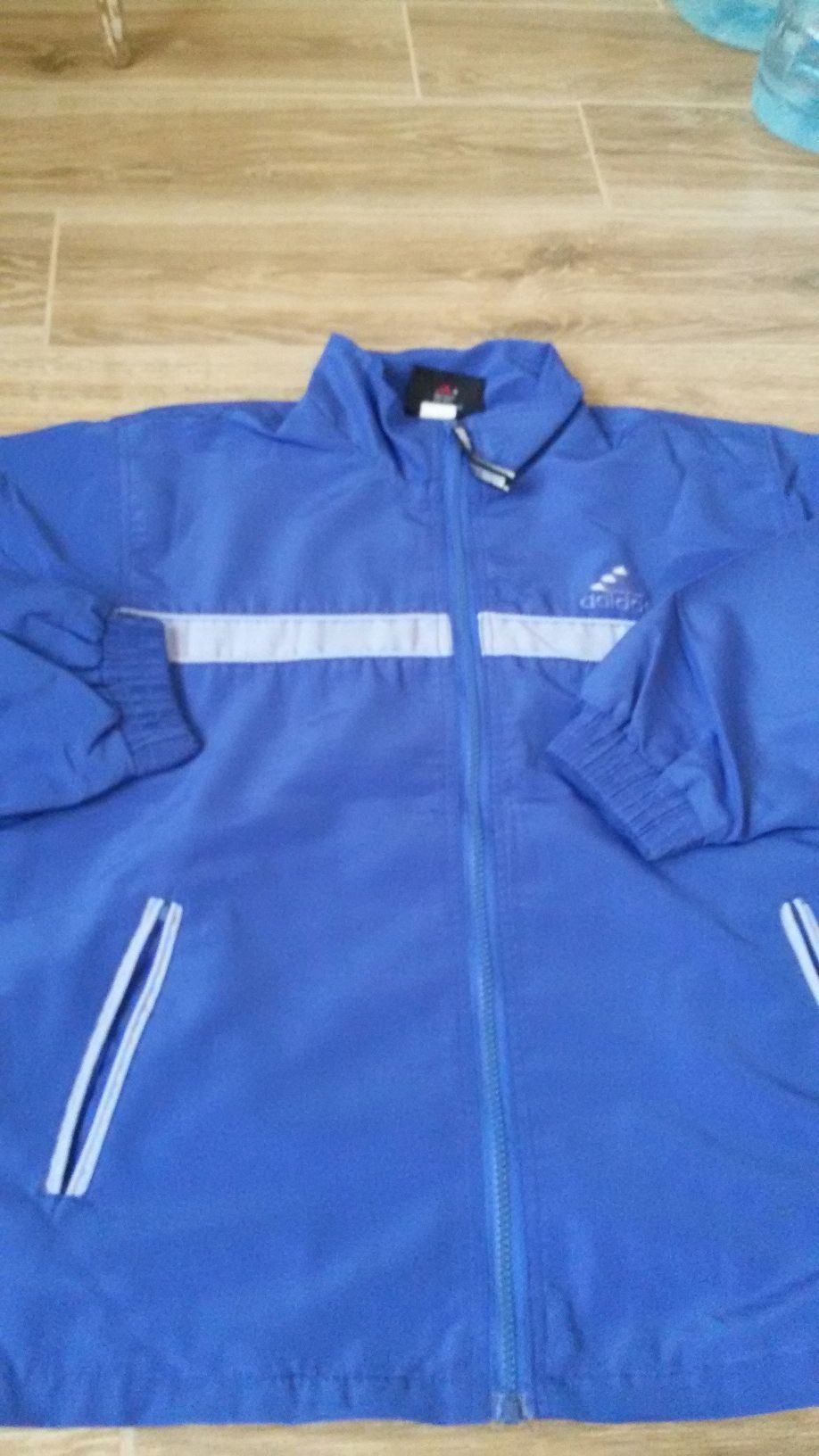 Спортивная куртка Adidas для подростка