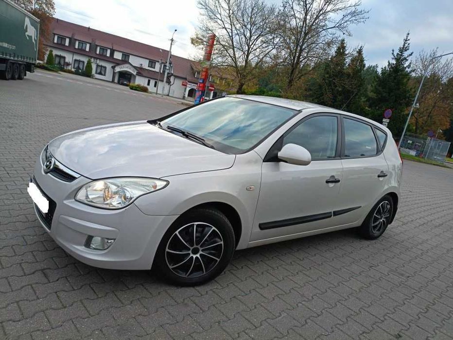 Hyundai i30 silnik 1,6 benzyna klimatronic