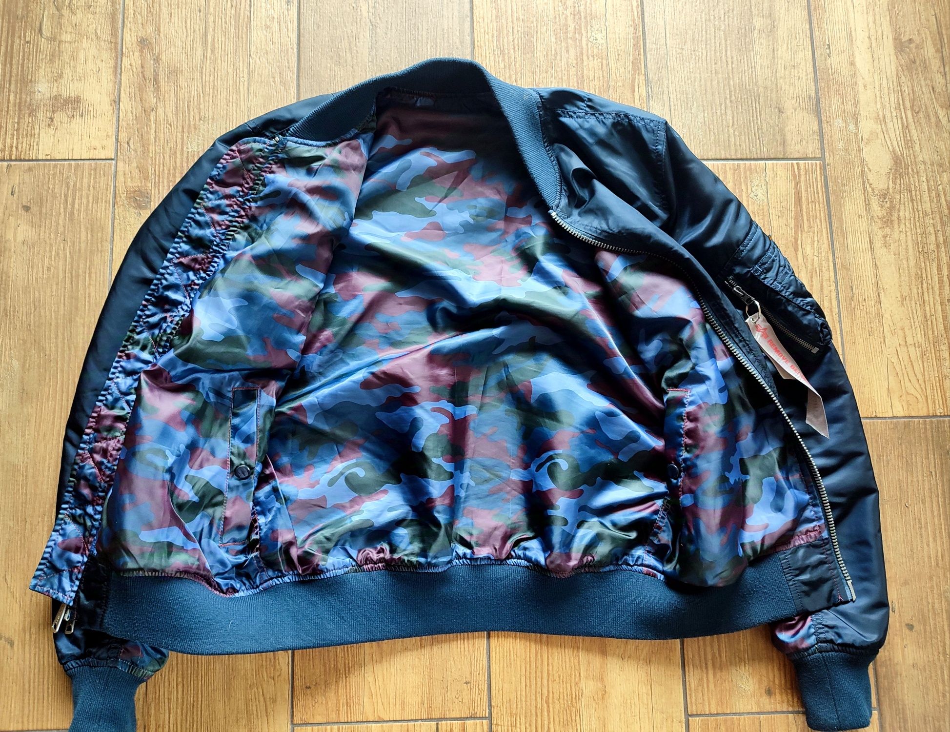 Kurtka bomberka Alpha industries flyers camo