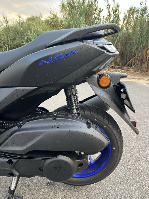 Yamaha Nmax-125 com 2400km 2025