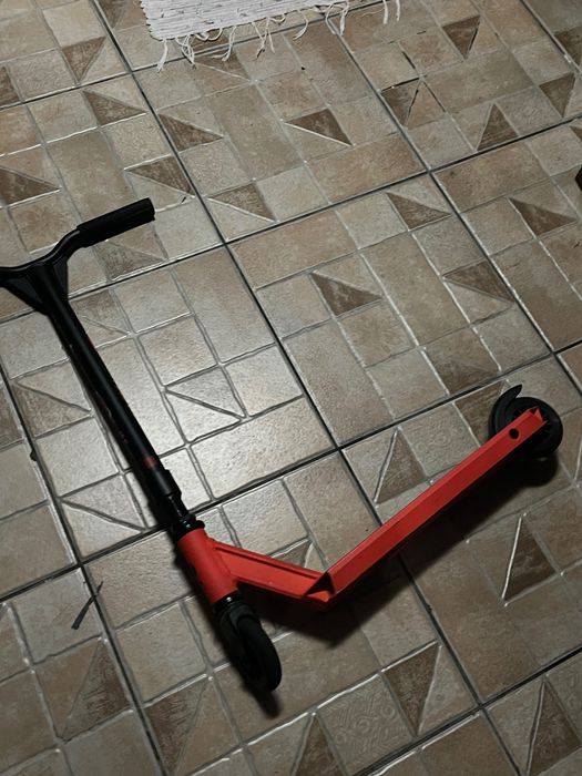 Trotinete de manobras nova um pouco usada