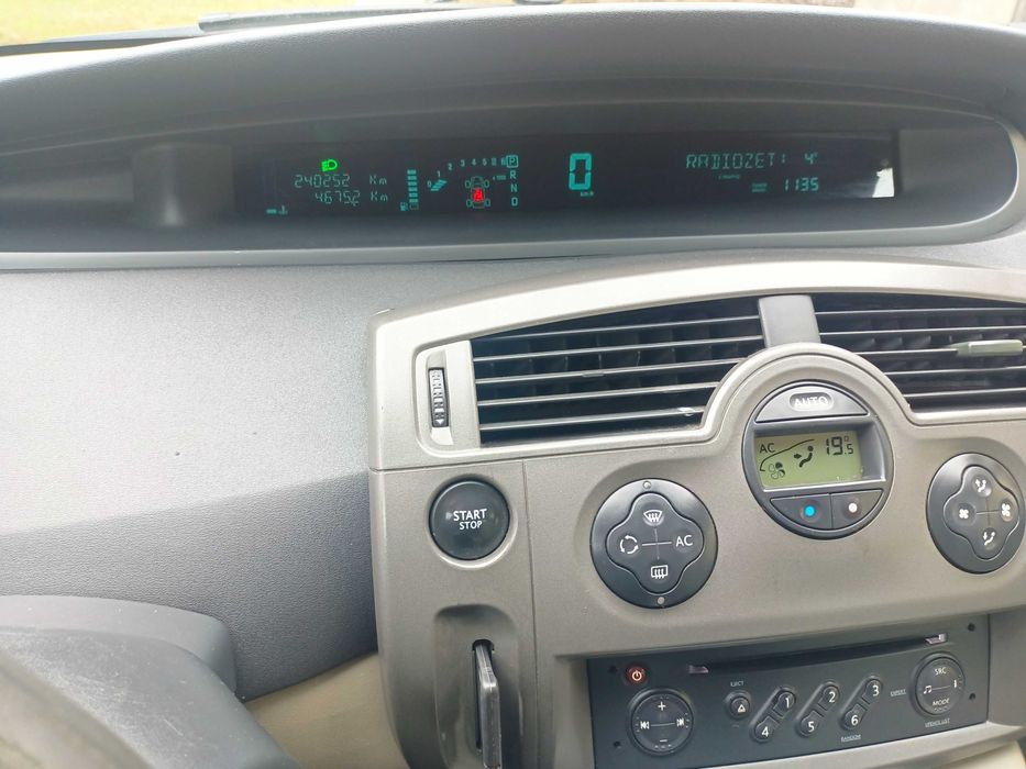 Renault, Scenic, 2.0 benzyna gaz LPG, automat, opony lato i zima
