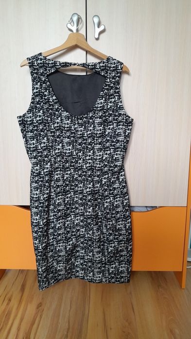 Sukienka wizytowa i krótki żakiet H&M rozmiar 44.