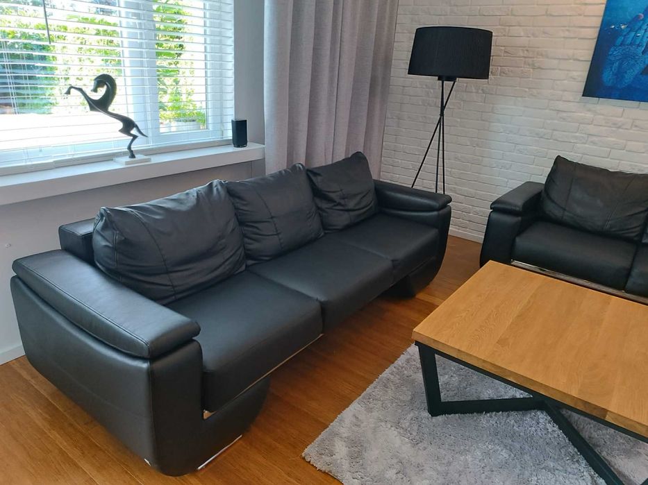 Czarna Sofa z funkcją spania. Wajnert