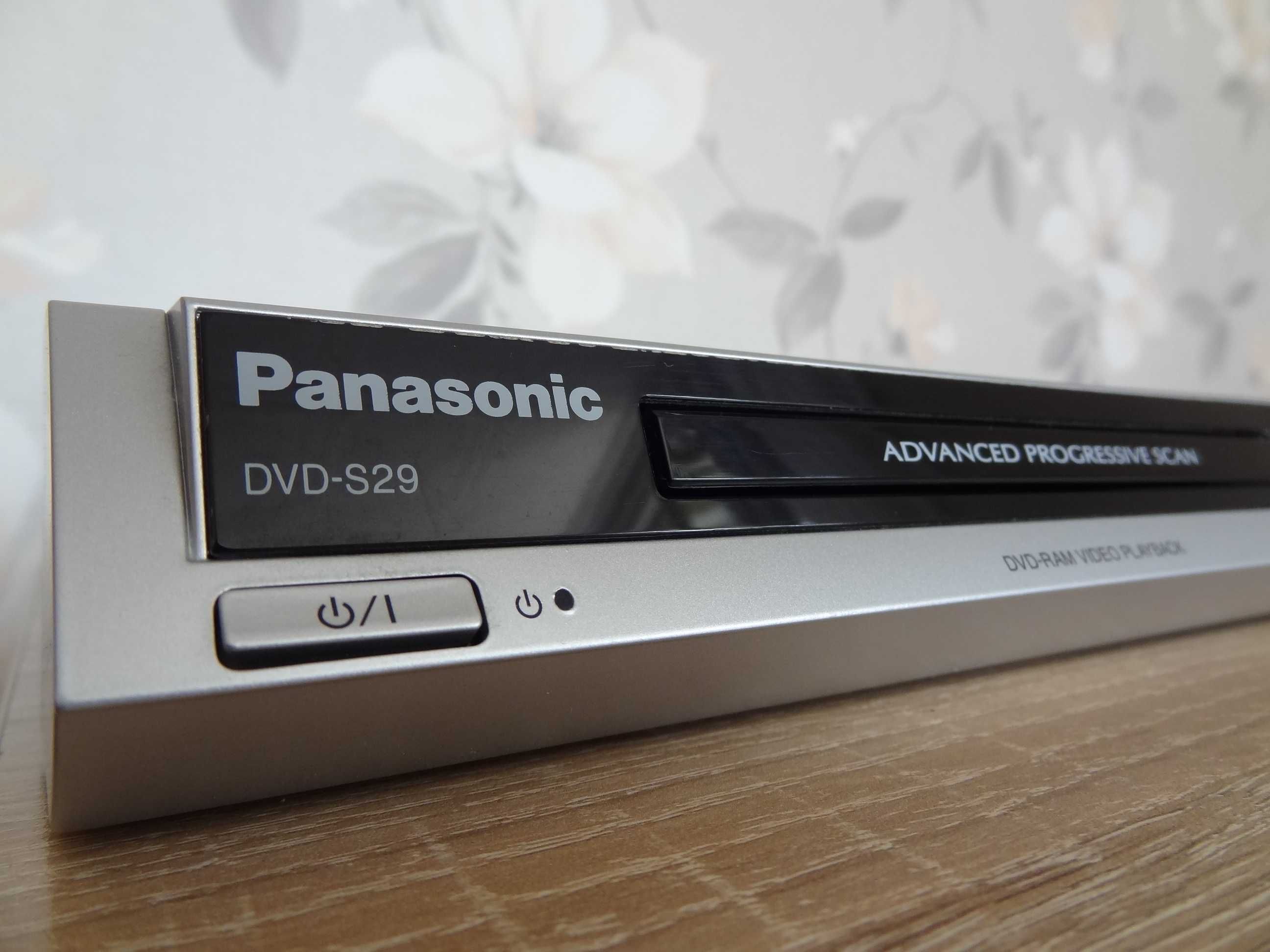 Odtwarzacz Panasonic DVD-S29 Stan BDB Pilot