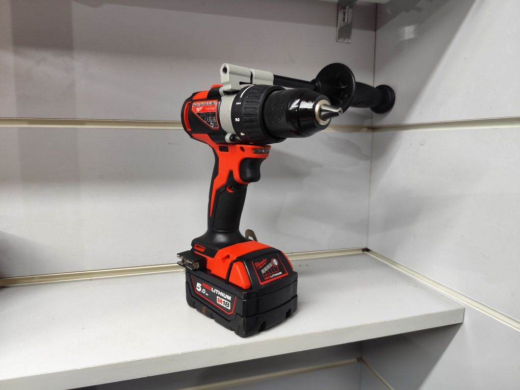 Milwaukee M18 BLDD2/ акумуляторний безщітковий шуруповерт Мілвоке ориг