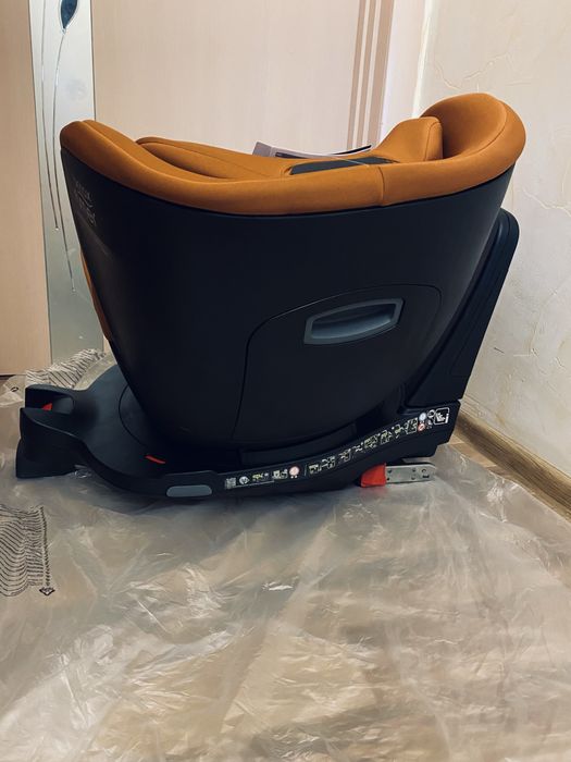 Автокресло Britax-Romer Dualfix M-Isize V22 с 3 месяцев до 4 лет 2024