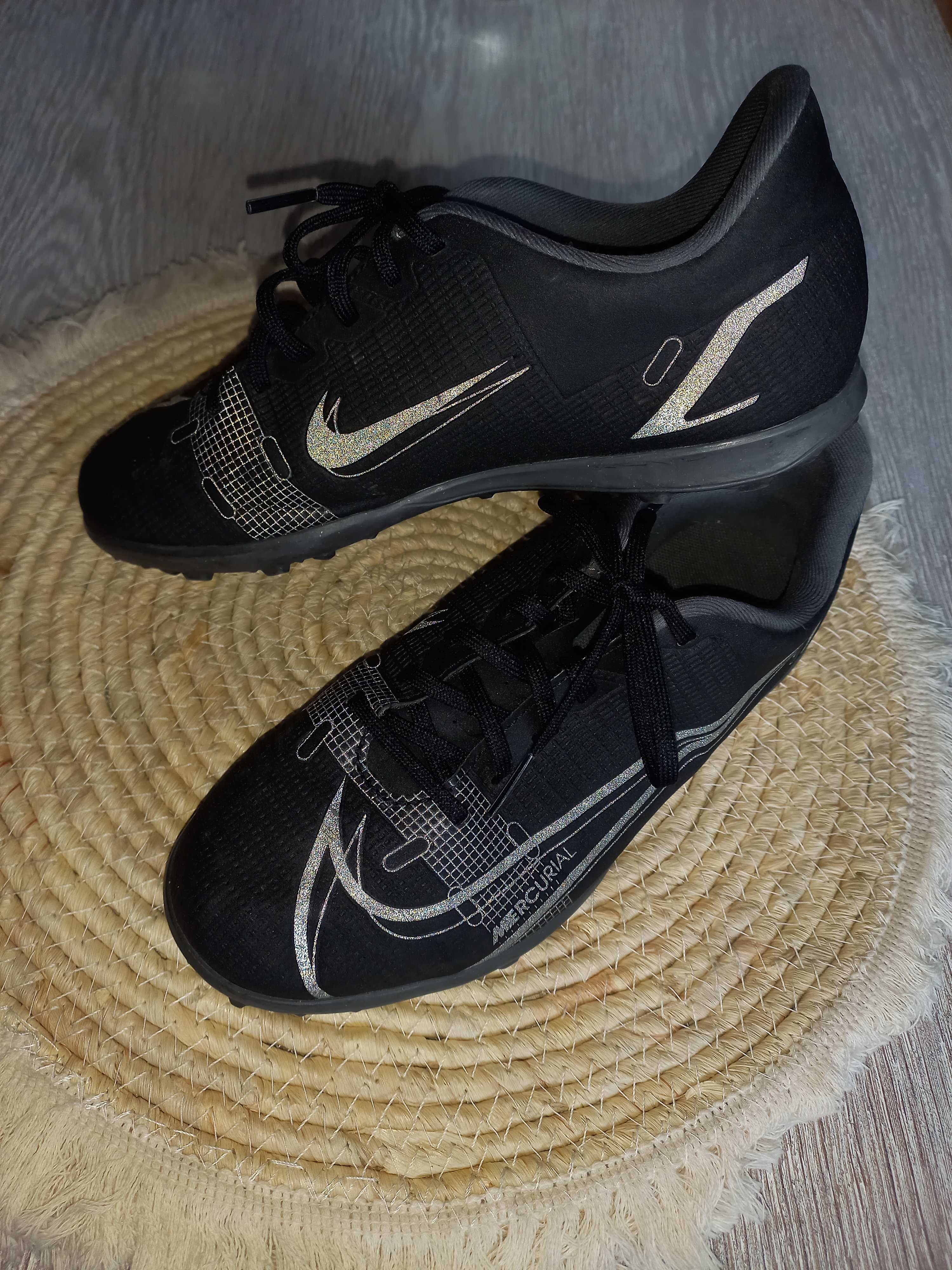 Buty piłkarskie dziecięce NIKE Vapor TF Jr czarne