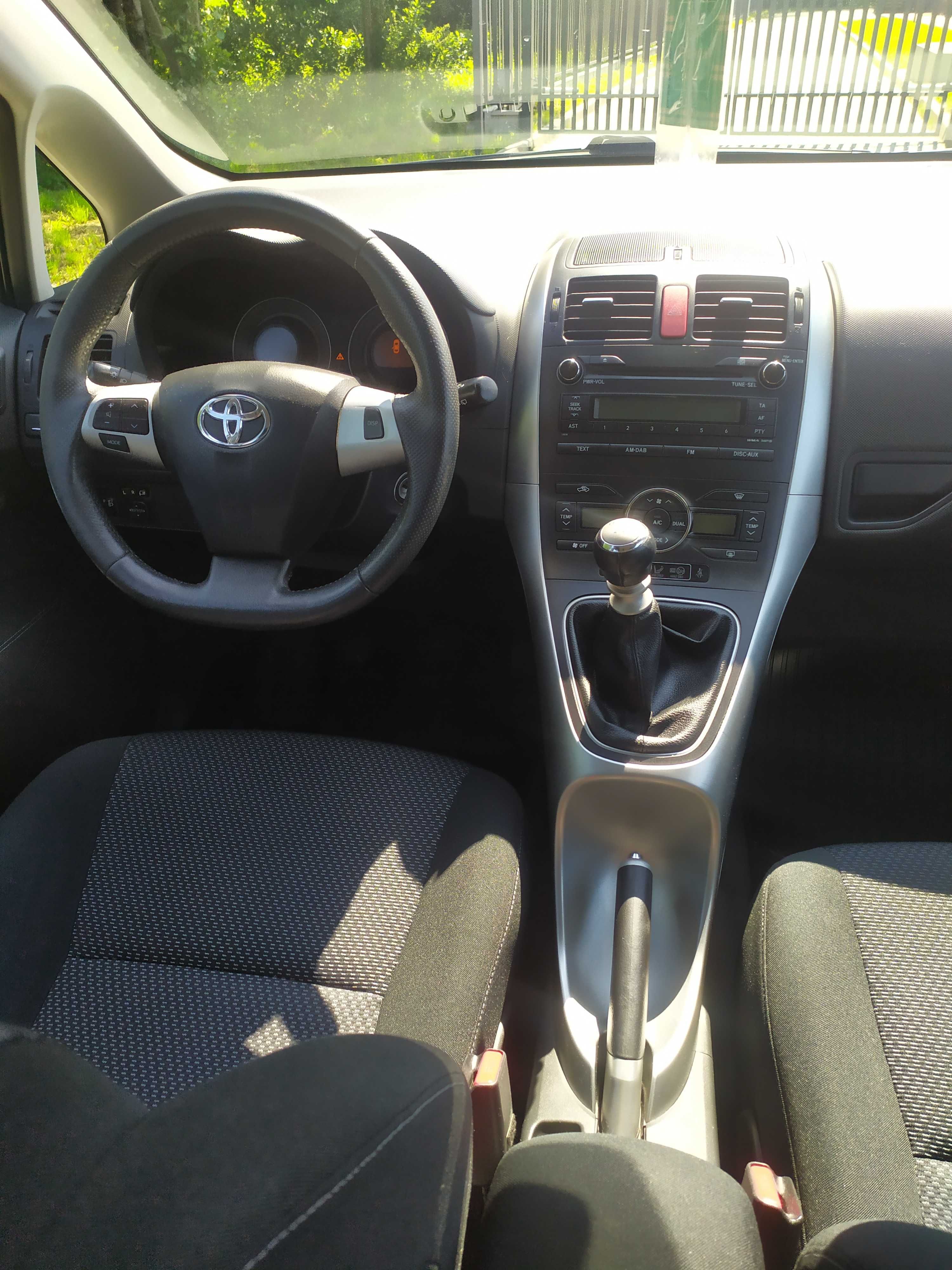 Toyota Auris 1.6, przebieg 125 tys. serwisowana w ASO, bardzo zadbana