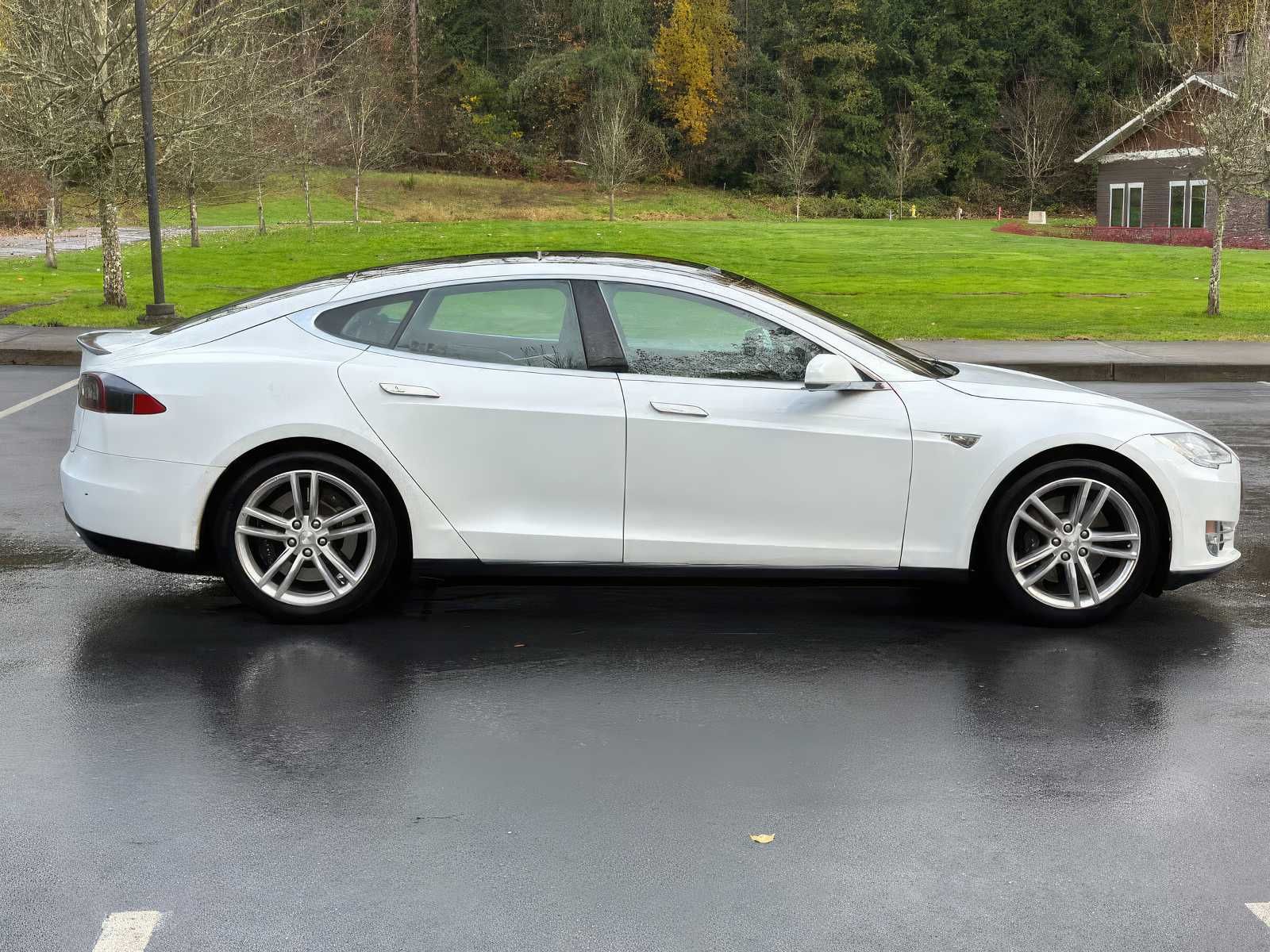 2013 Tesla Model S Performance