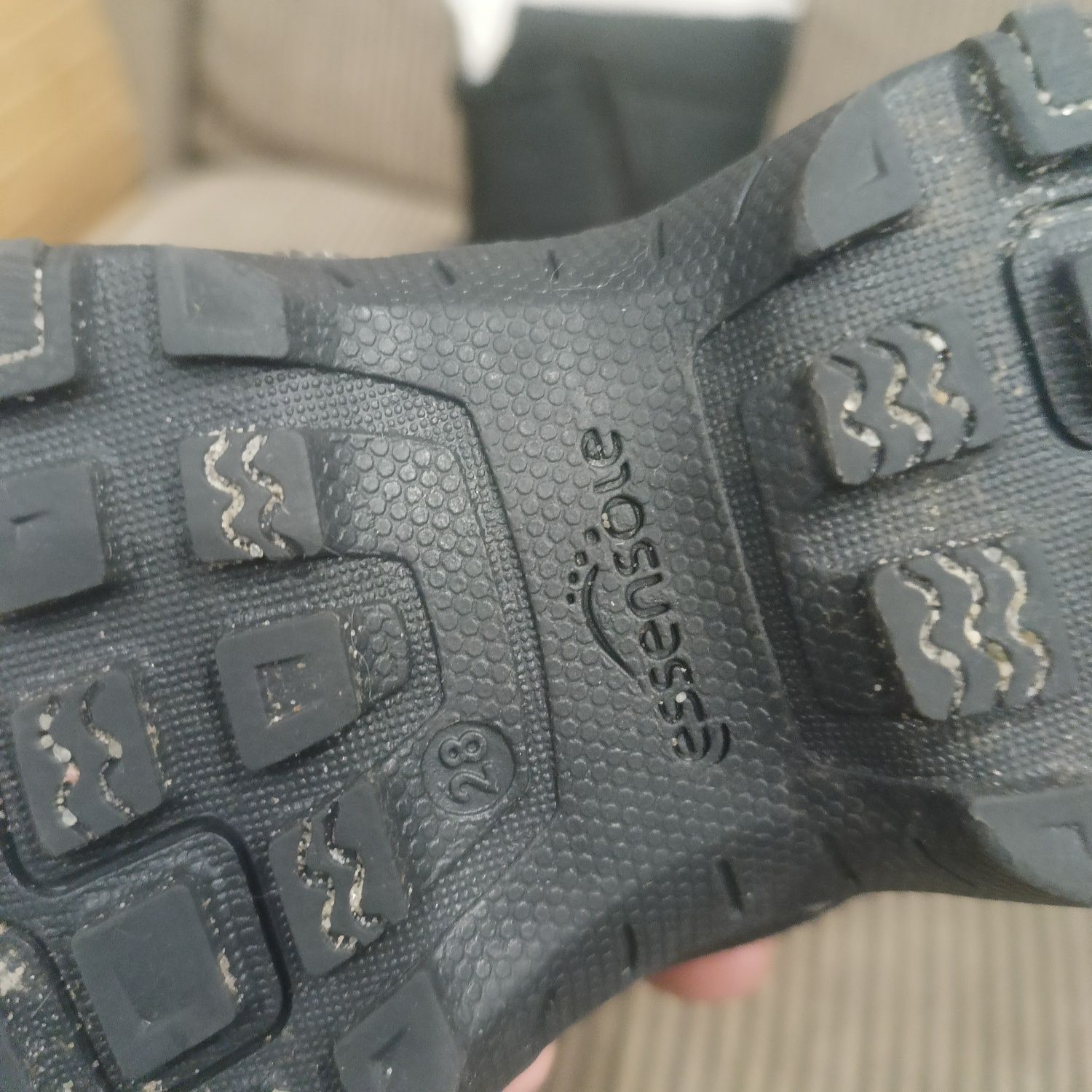 Śniegowce Decathlon quechua 28 czarne na rzep