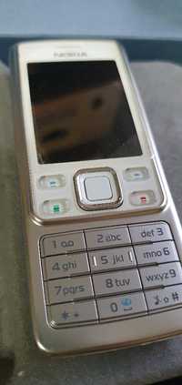 Nokia 6300  , biała  .