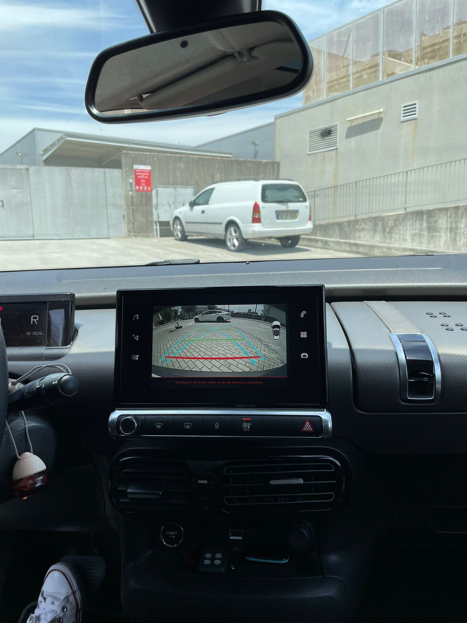 Citroen C4 Cactus 1.2 PureTech Shine EAT6