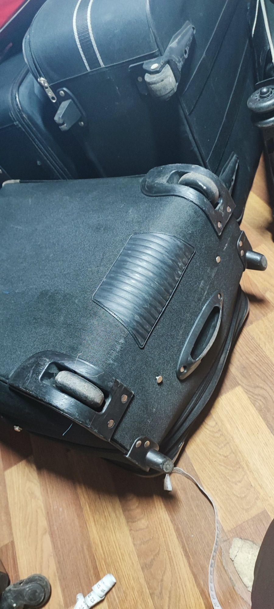 Чемодан валіза чорна