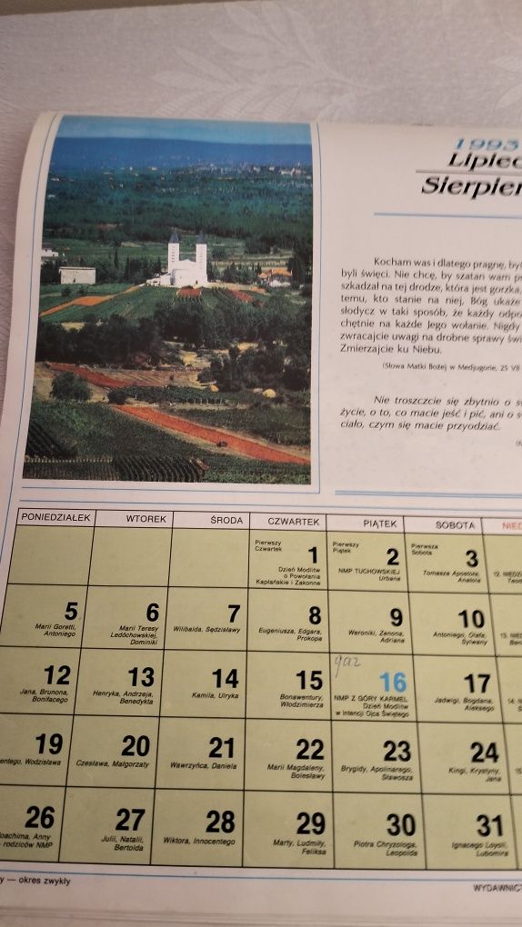 Trzy stare kalendarze katolickie scienne