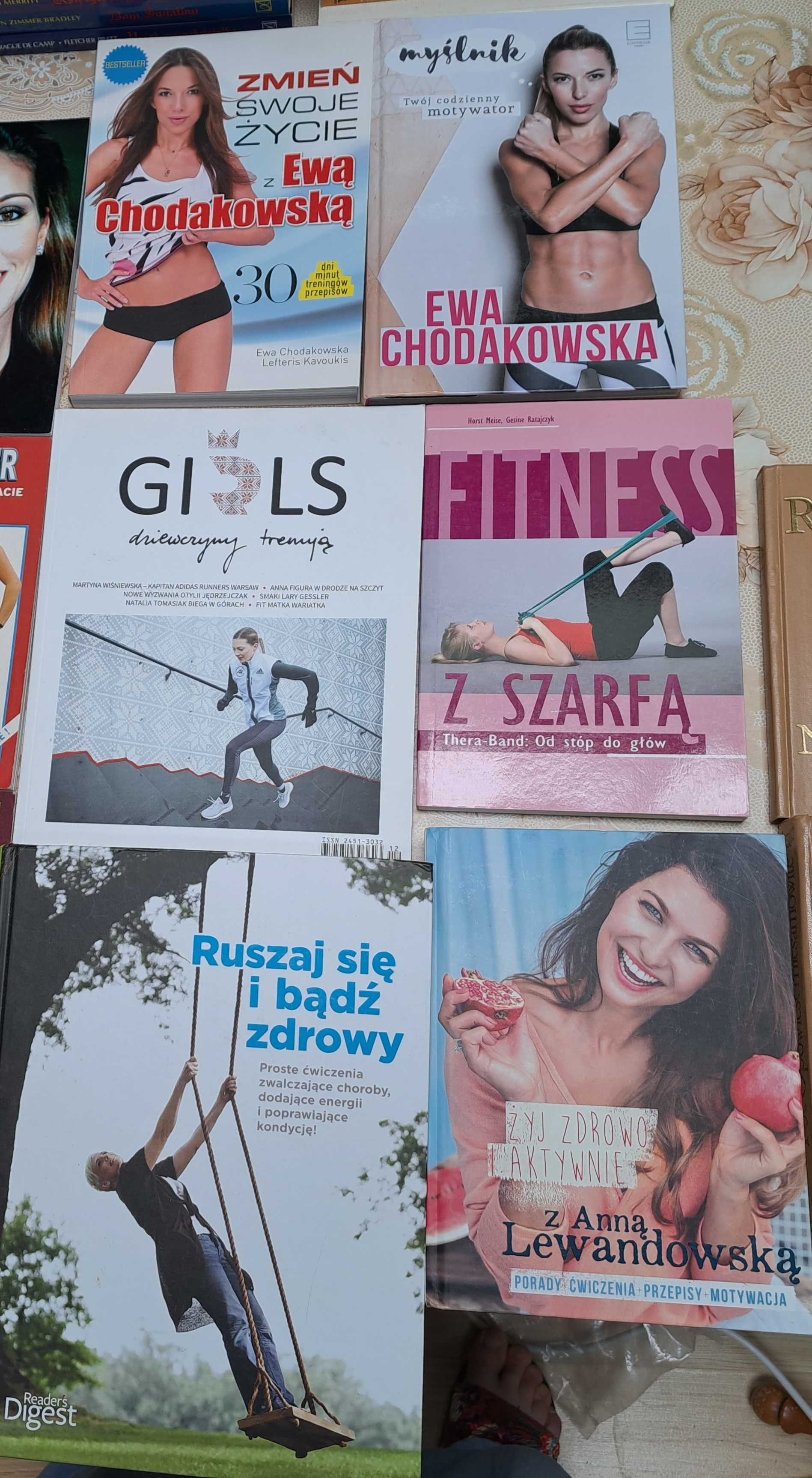 Żyj zdrowo i aktywnie z Anną Lewandowską Fitness z szarfą Myślnik