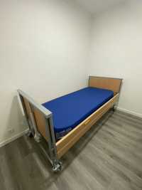 cama de elevação eletrica, com grades e colchão anti-escaras