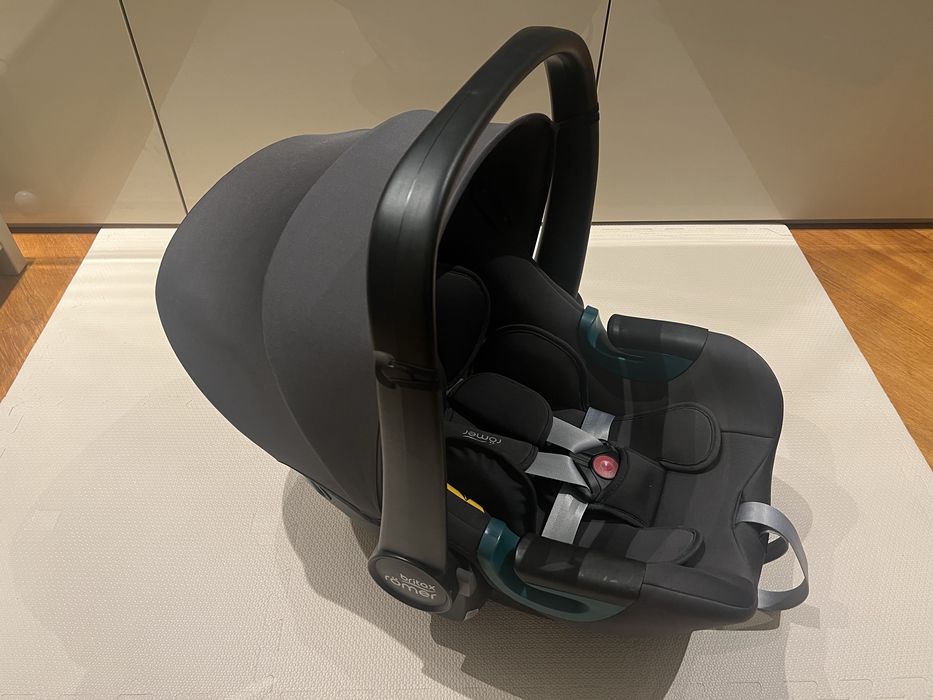 Fotelik nosidełko Britax Romer iSense 0-13kg