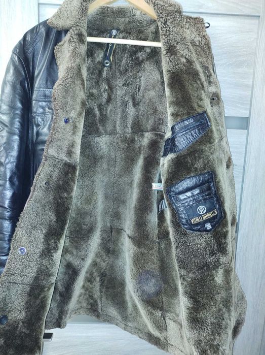 Кожана курточка. Італія.