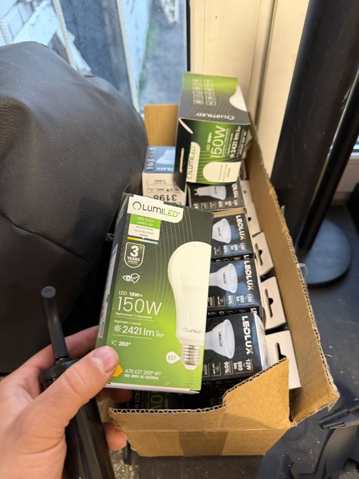 Żarówki LED E27 / G10 - do oddania za darmo