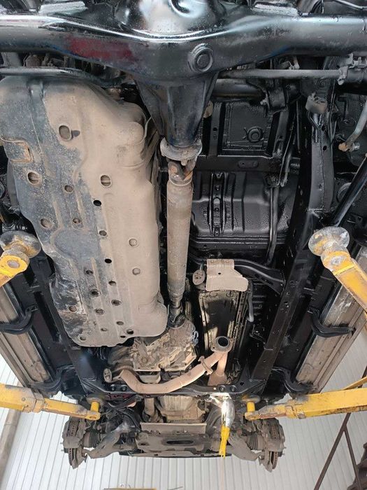 Антикорозійна обробка днища авто Антикорозийная обработка днища авто