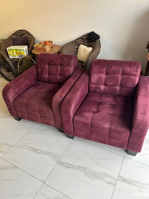 Sprzedam dwa fotele w kolorze bordowym. Stan dobry
