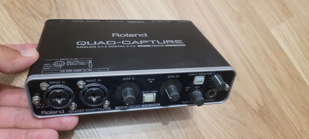 Аудіо карта Roland ua-55 quad capture