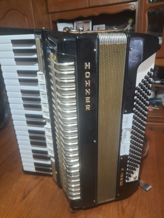 Akordeon Hohner Verdi 5. Musette.