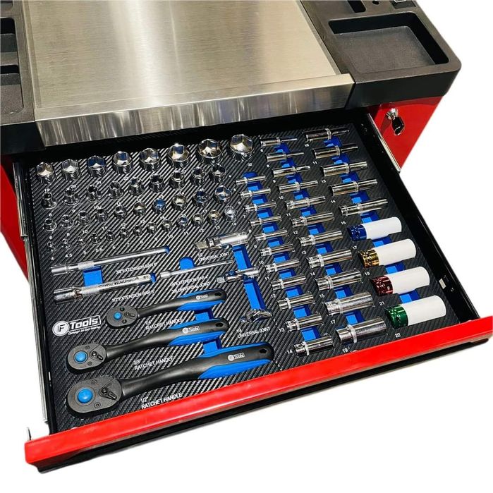 Carrinho Armário com Ferramentas 6/7 gavetas completas  Marca Alemã