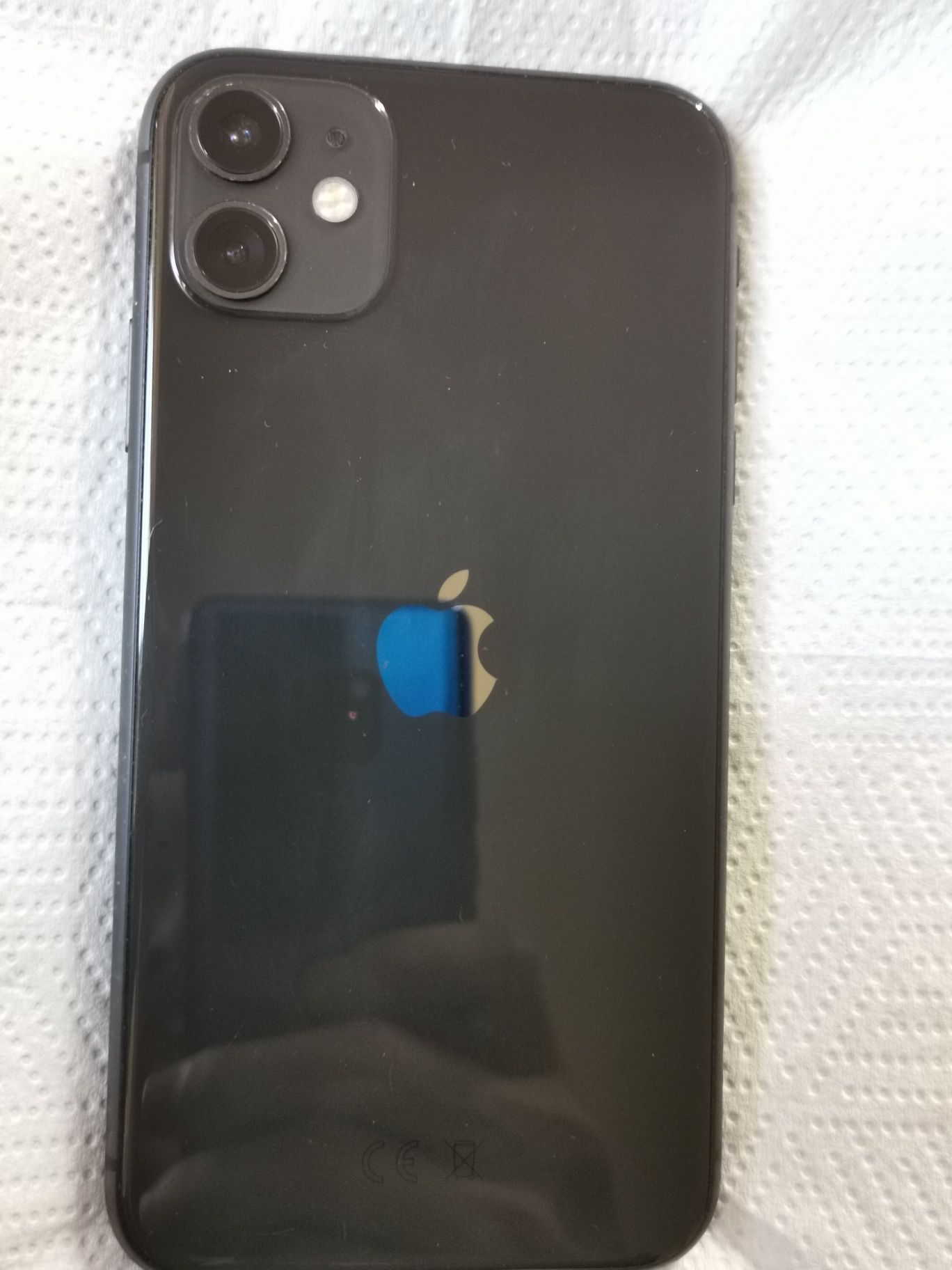iPhone 11 64gb iCloud lock