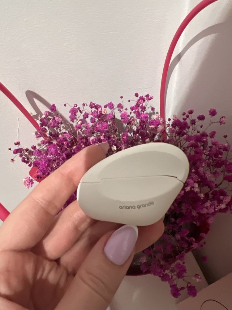 Ariana Grande mini woda perfumowana MOD Vanilla