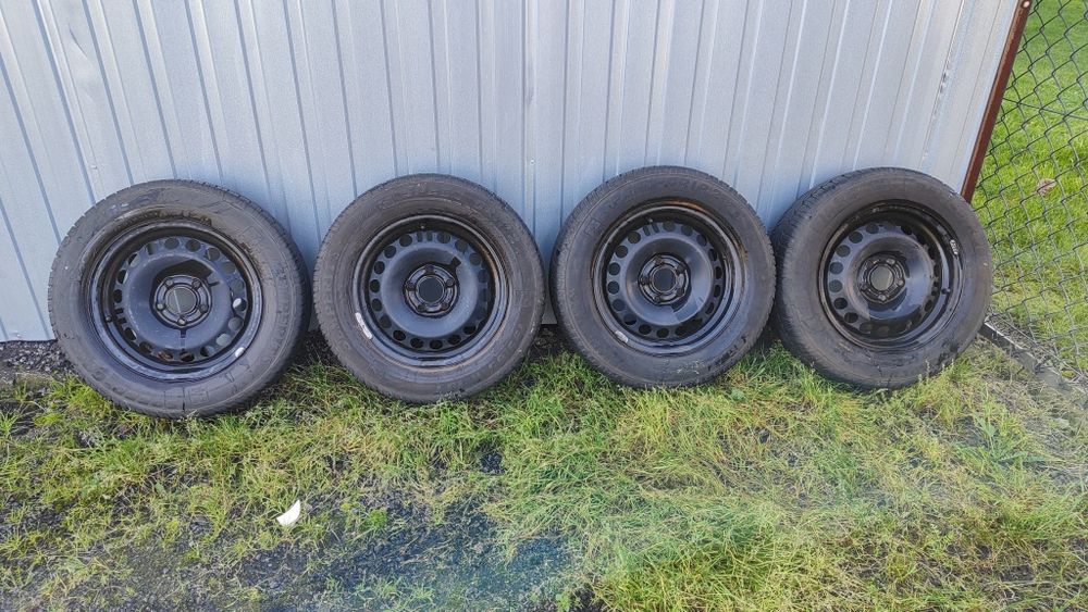 Koła - felgi z oponami zimowymi 15" 5x110 195/65r15 Opel Zafira Astra