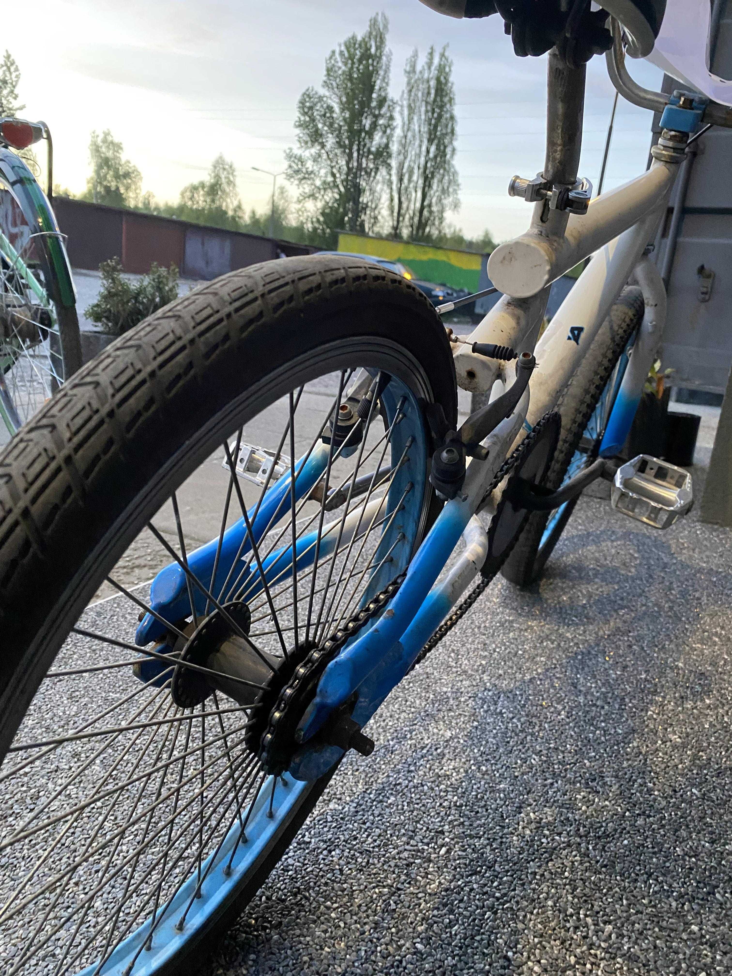 Rower Bmx Biały Koła 20" Nowe Gripy Duża Przednia Zębatka