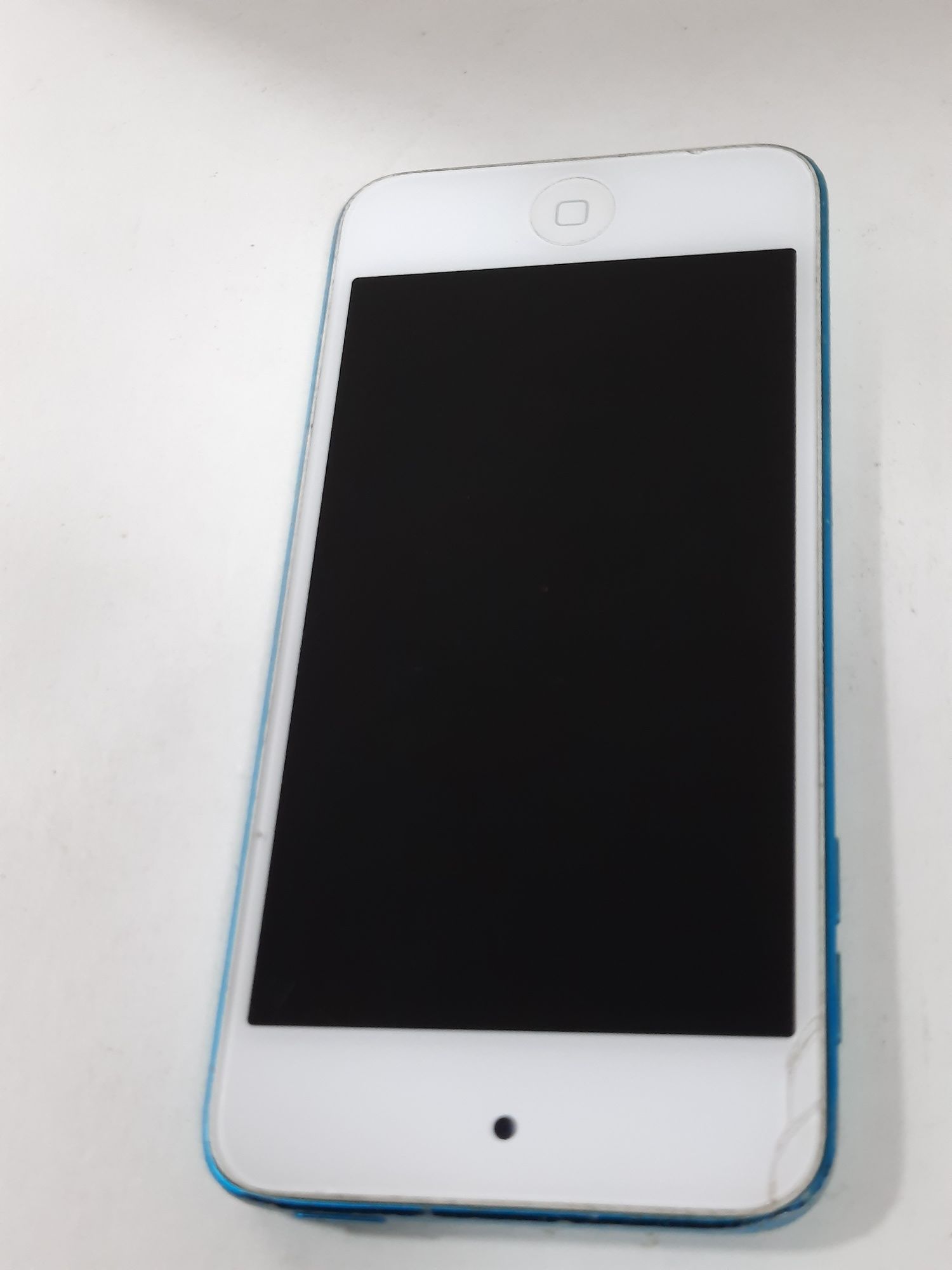 Apple iPod A1421 (64gb)