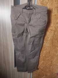 Brązowe spodnie damskie bojówki cargo z kieszeniami s