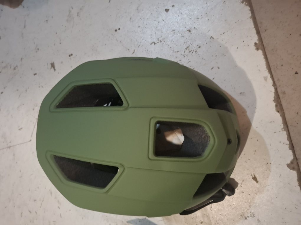 Nowy kask GTSBROS