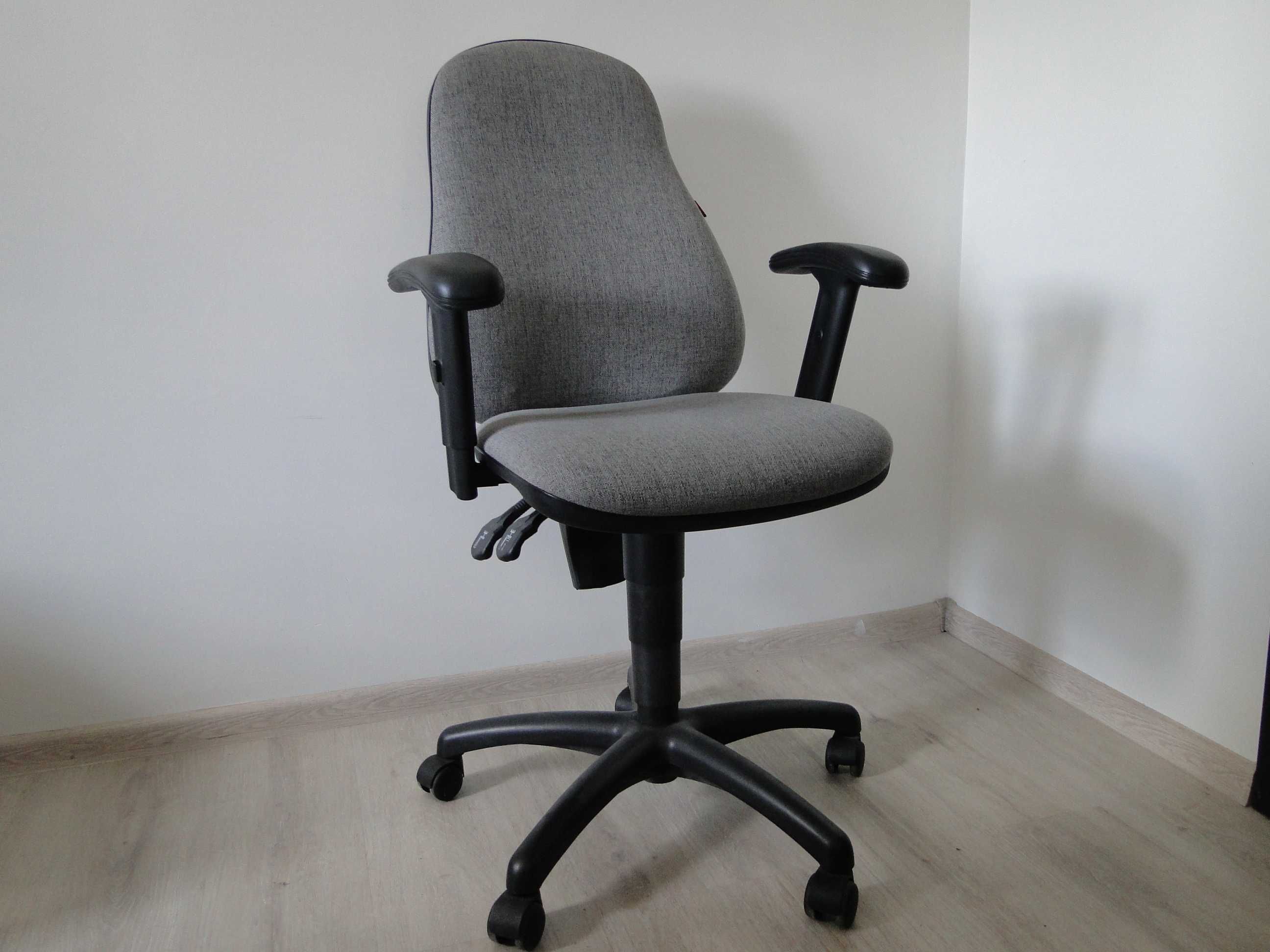 Fotel      Sigma