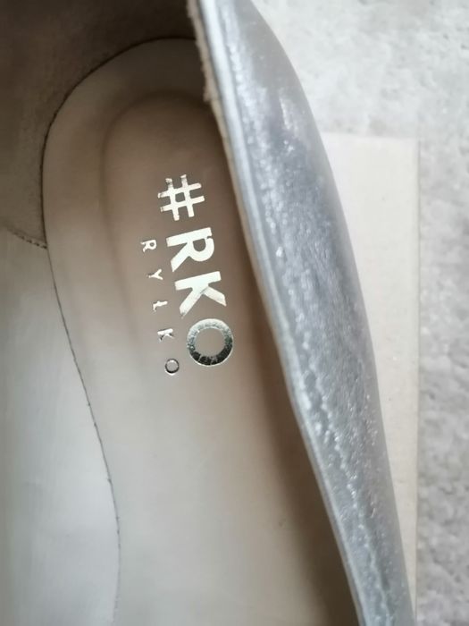 Buty skórzane damskie Ryłko w rozmiarze 37,5