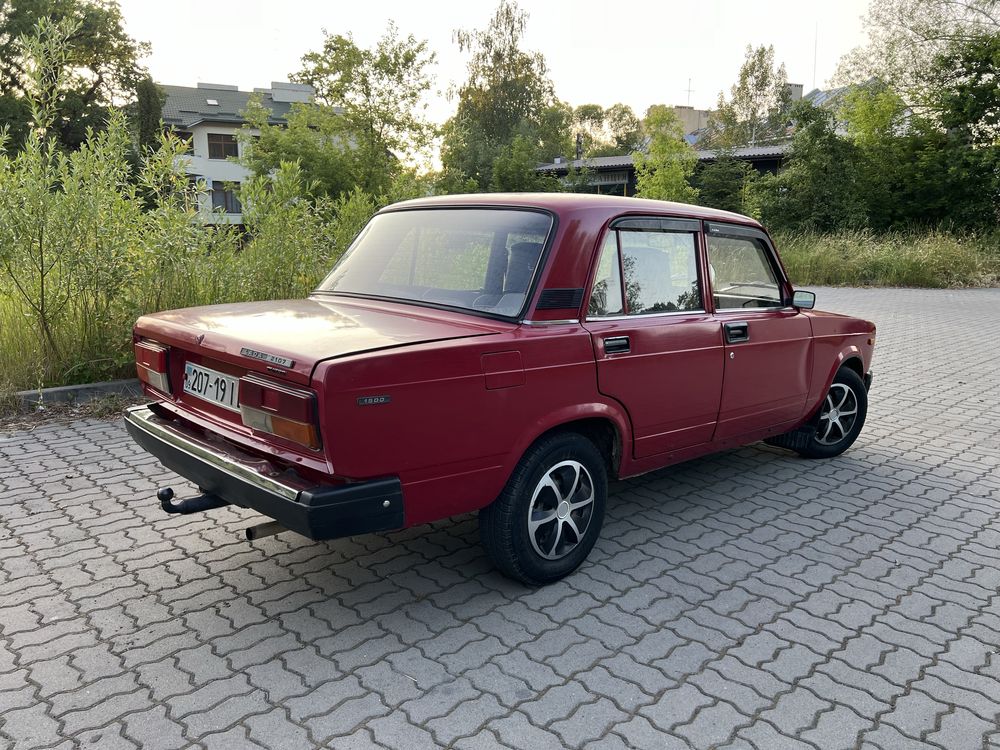 Ваз 2107 ІДЕАЛЬНИЙ СТАН 1992 1.5 Бензин 5ти ступка