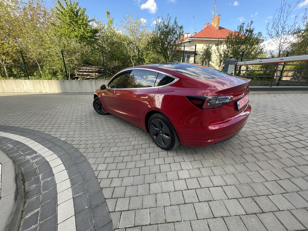 Tesla model-3 60kwt