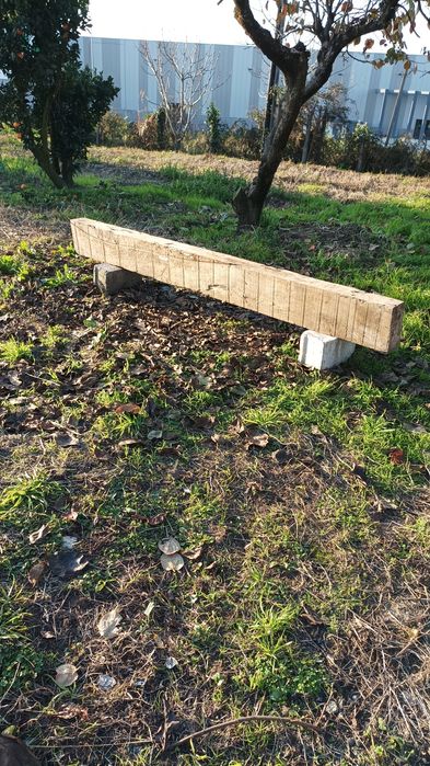 Viga em Madeira de eucalipto