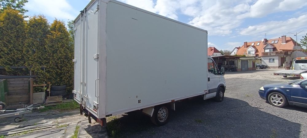 Iveco daily 2.3 klimatyzacja kontener rama pod zabudowę