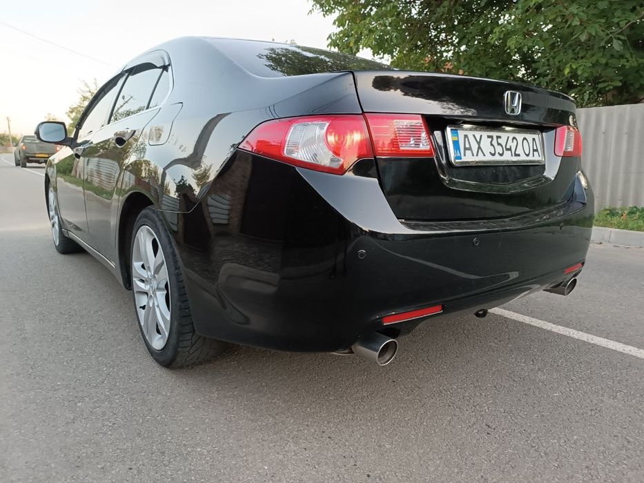 Продам  accord executive advance 2010на газу