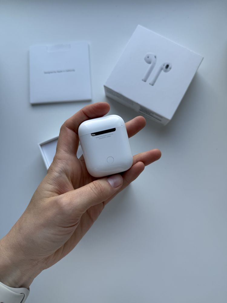 Кейс для airpods 2 Оригінал без навушників з коробкою