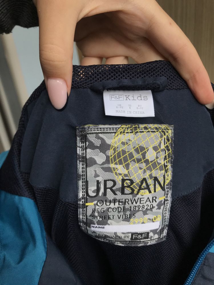 Вітрівка Urban outwear