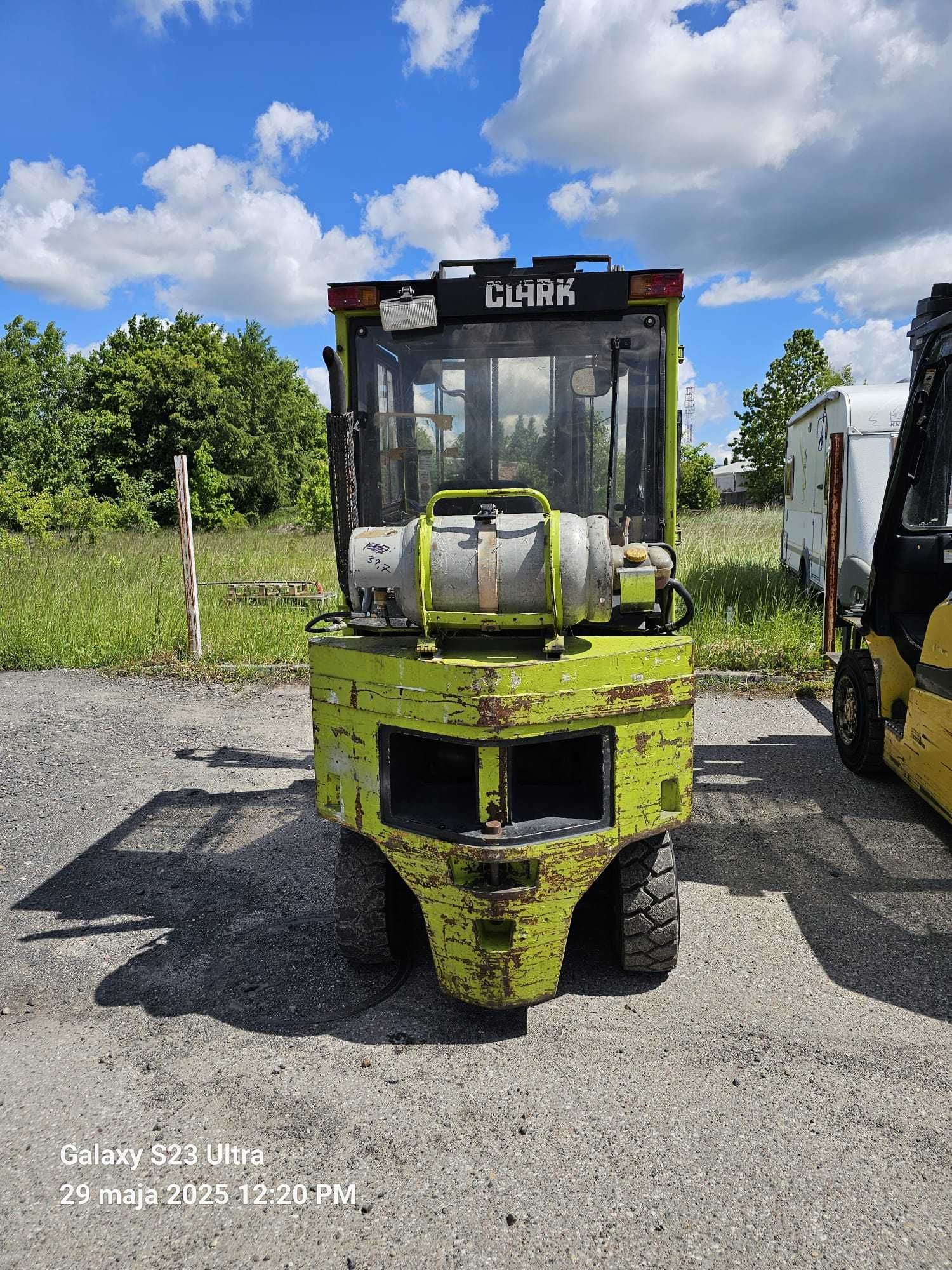 Wózek widłowy CLARK LPG 3 t