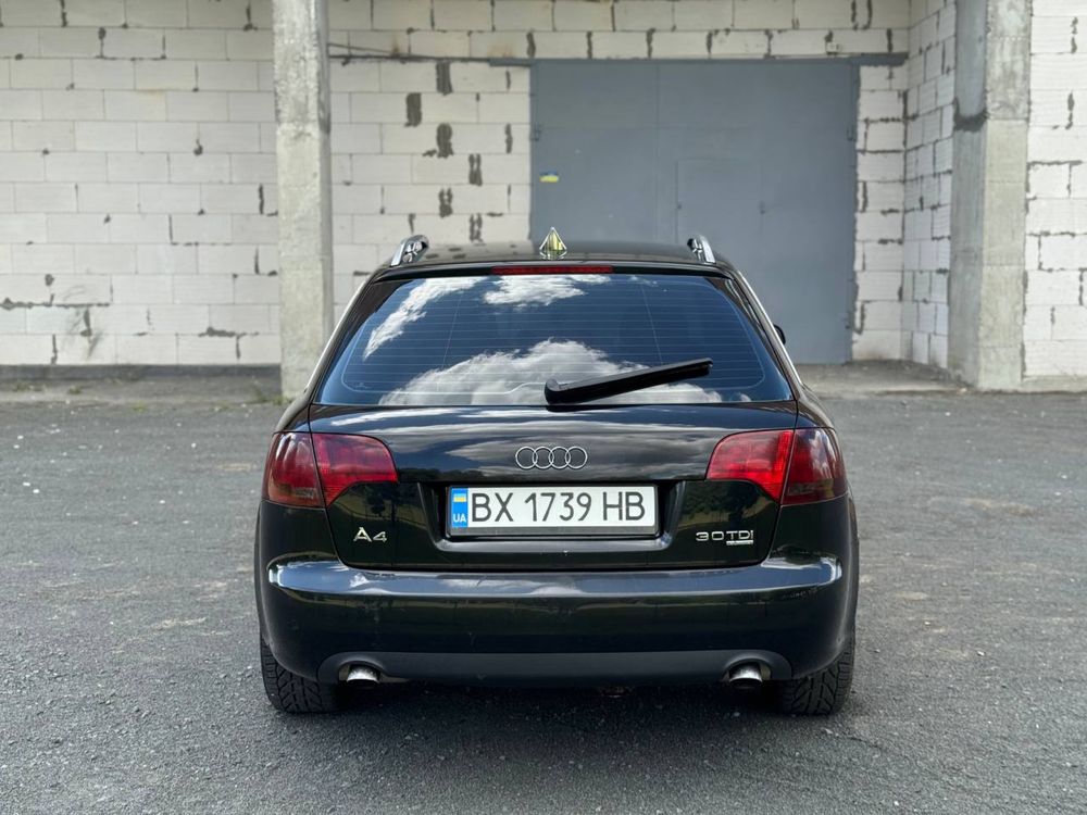 AUDI A4B7 3.0D quattro