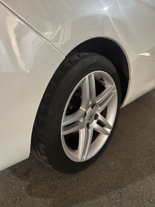 Peugeot 308 CC 2010