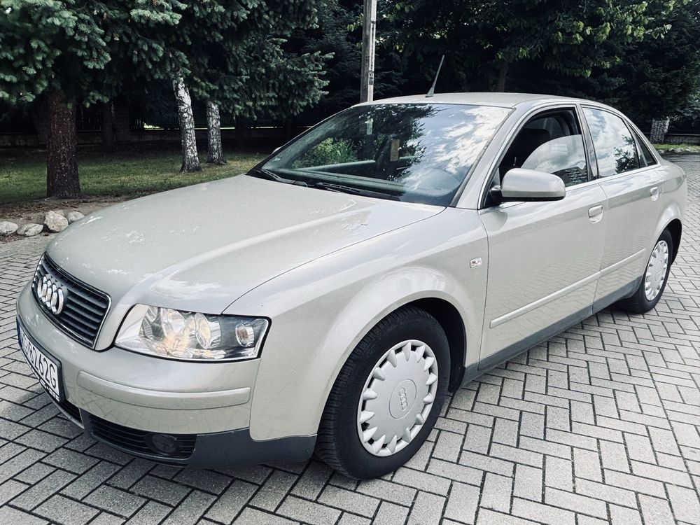 Audi A4 bardzo ładnie zachowana benzyna