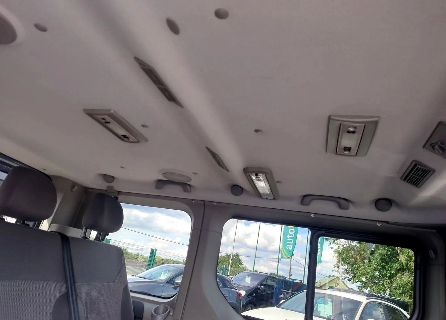 Opel vivaro 2012